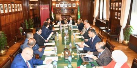 وزير الشباب والرياضة يشهد اجتماع مجلس إدارة والجمعية العمومية لصندوق الرياضة المصري - هرم مصر