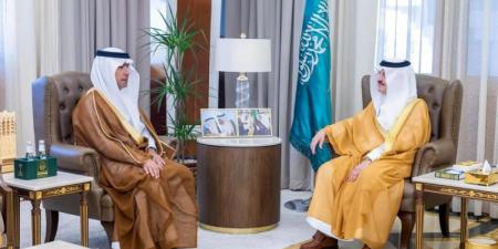 أمير الشرقية يستقبل وزير البلديات والإسكان - هرم مصر