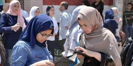 التعليم تحقق في مزاعم صور متداولة لامتحان الفيزياء للثانوية - هرم مصر