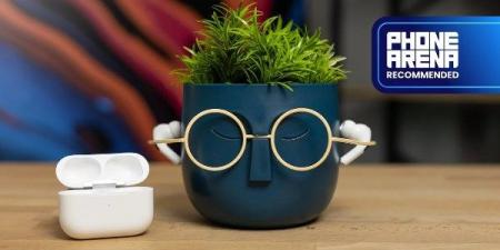 آبل تنوي إطلاق AirPods Pro 3 قريبا - هرم مصر