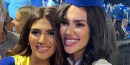 مي فاروق تحتفل بتخرج ابنتها زينة من المدرسة الثانوية - هرم مصر