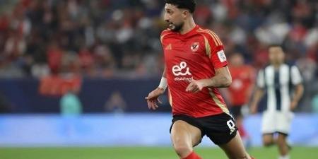 9 ملايين دولار.. إعلامي يطرح سؤالا لجماهير الأهلي بشأن احتراف لاعب - هرم مصر