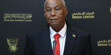 وزيرا الدفاع والداخلية بالسودان يؤديان القسم أمام عبد الفتاح البرهان - هرم مصر