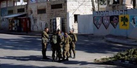 قوات الاحتلال تعتقل فلسطينيا فى الخليل - هرم مصر