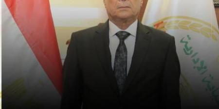 الرئيس السيسي يمنح صِدِّيق وسام الجمهورية ويعين الشناوي خلفًا له في رئاسة النيابة الإدارية - هرم مصر
