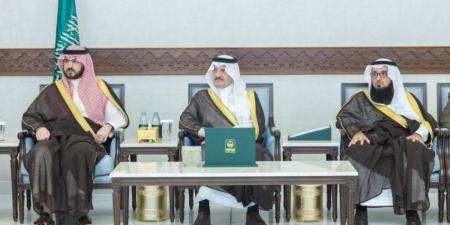أمير الشرقية يكرم الداعمين للبرامج الموسمية لجمعية البر بالمنطقة - هرم مصر