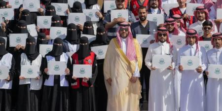 أمير الحدود الشمالية يُكرّم الجهات المشاركة والمتطوعين في أعمال الحج - هرم مصر