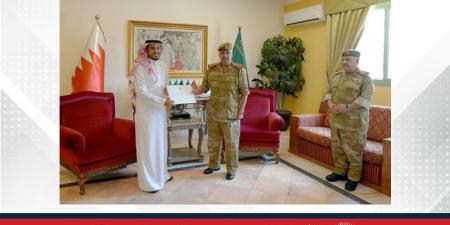 سمو رئيس الحرس الوطني يقدم دعم منتسبي الحرس الوطني السنوي للمؤسسة الملكية للأعمال الإنسانية - هرم مصر