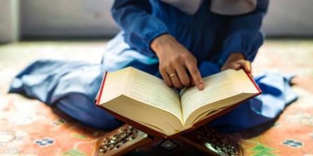 هل يجوز للحائض قراءة القرآن من الهاتف.. دار الإفتاء تجيب - هرم مصر