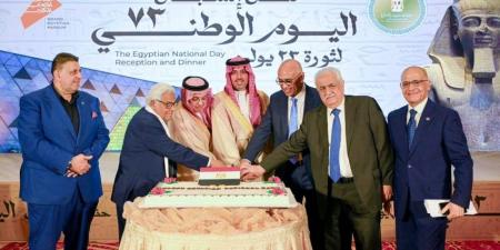 الأمير سعود بن جلوي يحضر حفل قنصلية جمهورية مصر بمناسبة اليوم الوطني - هرم مصر