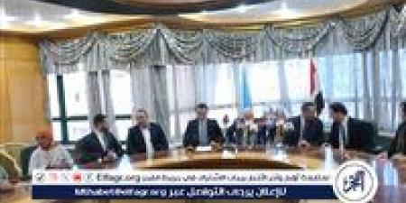 مستشار الرئيس الفلسطيني: لا يوجد مصلحة أسمى من حقن دماء الشعب الفلسطيني - هرم مصر