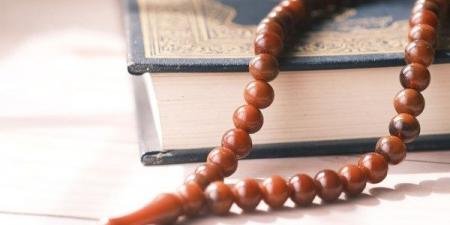 ما حكم تلاوة المرأة القرآن أمام الرجال الأجانب؟.. دار الإفتاء تجيب - هرم مصر