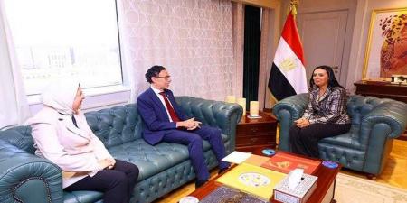 وزيرة التضامن الاجتماعي تلتقي رئيس بعثة اللجنة الدولية للصليب الأحمر - هرم مصر
