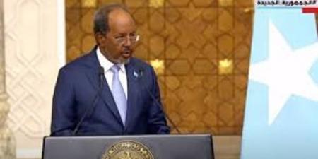 الرئيس الصومالي للسيسي نتطلع لاستقبالكم في بلادنا بحرارة - هرم مصر