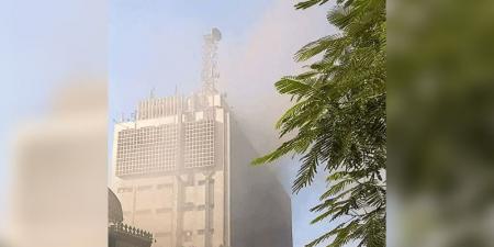 عاجل- المصرية للاتصالات تخرج عن صمتها: حريق سنترال رمسيس فصل الخدمة عن الملايين.. وقطع الكهرباء كان ضروريًا - هرم مصر