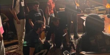 الصور الاولى من كواليس فيلم سفاح التجمع لـ أحمد الفيشاوي - هرم مصر
