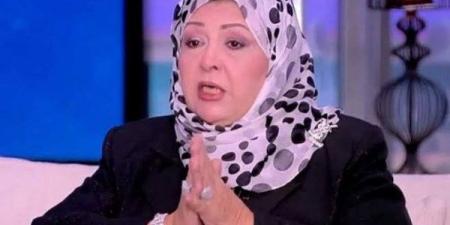 متحطش إيديك عليا.. عفاف شعيب تكشف حقيقة إحراجها أشرف فايق على المسرح - هرم مصر