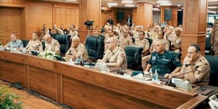 وزير الدفاع يشهد المشروع الاستراتيجي لهيئة الاستخبارات العسكرية - هرم مصر