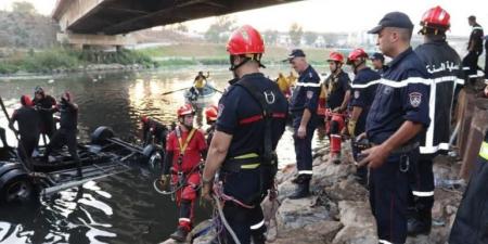 مصرع 18 شخصا بسقوط حافلة في واد بالجزائر وإعلان حداد وطني - هرم مصر