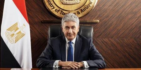 وزير السياحة عن فيديو المتحف المصري الكبير: مش شايف إبداع.. والشاب غلط - هرم مصر
