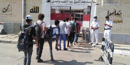 امتحانات الدور الثاني للثانوية العامة 2025 |تأمينات مشددة للأسئلة وزائرة صحية بكل لجنة - هرم مصر