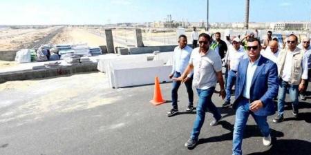 وزير الإسكان يتفقد مشروع ”سكن لكل المصريين” و”كوبري C3” بالعلمين الجديدة - هرم مصر