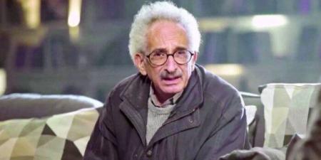 أبرزهم المخرج خالد يوسف والمسلماني.. شخصيات فنية وثقافية في عزاء صنع الله إبراهيم - هرم مصر