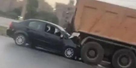 من ضحك وفرفشة لكارثة.. إحدى ضحايا حادث طريق الواحات: خرجنا نضحك رجعنا محمولين - هرم مصر