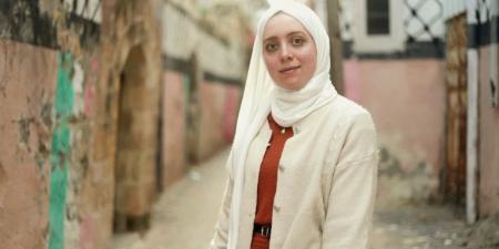 نجت لوحاته من الحرب.. "مسار ما تبقى لنا" يوثق معالم غزة التراثية - هرم مصر