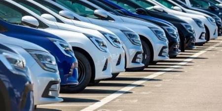 الانخفاض وصل إلى 20%.. نواب يكشفون أسباب تراجع أسعار السيارات.. وتوقعات باستمرار الهبوط - هرم مصر