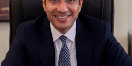 أحمد كمال مساعدًا لوزير التموين والتجارة الداخلية - هرم مصر