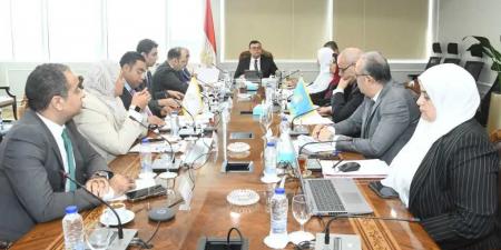 وزير الإسكان يتابع آخر مستجدات الإجراءات التنفيذية لتفعيل أحكام القانون بشأن بعض الأحكام المتعلقة بقوانين إيجارالأماكن وإعادة تنظيم العلاقة بين المالك والمستأجر - هرم مصر