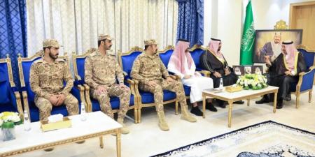 أمير نجران يتسلّم التقرير السنوي لفرع إدارة المجاهدين بالمنطقة - هرم مصر