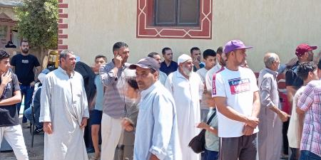 البلد كلها حزينة.. أهالي كفر الشيخ يستقبلون المعزين في والد محمد الشناوي - هرم مصر