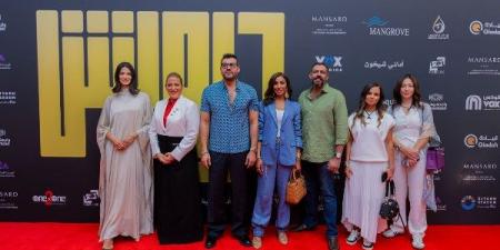 أبطال فيلم درويش يحتفلون بالعرض الخاص مع جمهور الرياض - هرم مصر