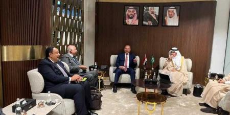 وزير الصناعة وأمين عام مجلس التنسيق الأعلى المصرى السعودى عن الجانب المصري يجتمع مع أمين عام مجلس التنسيق الأعلى عن الجانب السعودي - هرم مصر