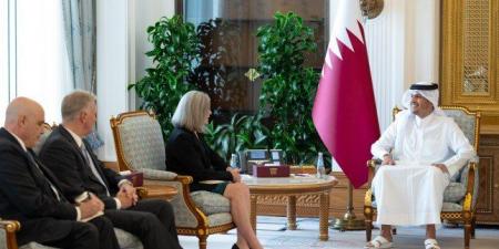 رئيس الوزراء القطري يبحث مع عضو في مجلس الشيوخ الأمريكي عددا من الموضوعات المشتركة - هرم مصر