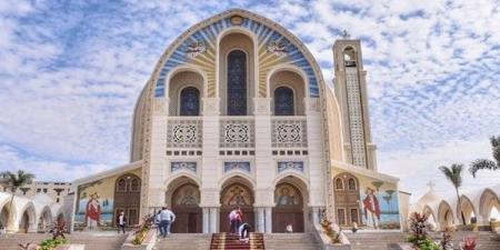 الكنيسة القبطية الأرثوذكسية: الأعياد مناسبة لمراجعة النفس والتقرب إلى الله - هرم مصر