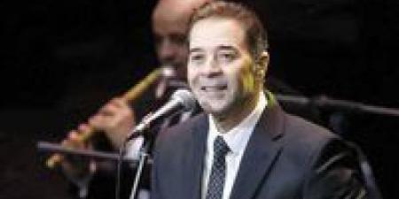 الليلة.. حفل غنائي لمدحت صالح بمهرجان القلعة للموسيقى والغناء - هرم مصر