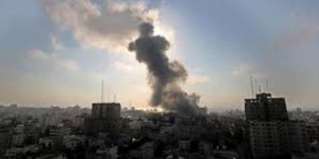 شهيد فلسطيني وغارات مكثفة للاحتلال قرب محور «نتساريم» تثير مخاوف المدنيين في القطاع - هرم مصر