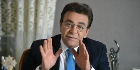 «الوطنية للإعلام» تنعى الإعلامي عاطف كامل - هرم مصر