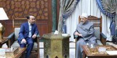 كازاخستان تجدِّد دعوتها لشيخ الأزهر للمشاركة في افتتاح قمَّة زعماء الأديان - هرم مصر