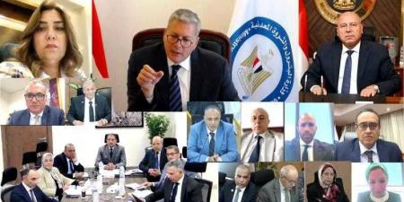 وزير البترول: شركات توزيع المنتجات البترولية الوطنية تلعب دوراً أساسياً في تلبية احتياجات المواطن - هرم مصر