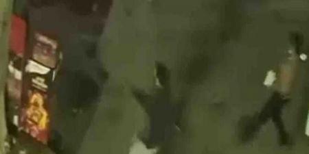 كشف ملابسات فيديو يتضمن قيام شخص بإطلاق عيار نارى من فرد خرطوش وآخر ألعاب نارية بالجيزة - هرم مصر