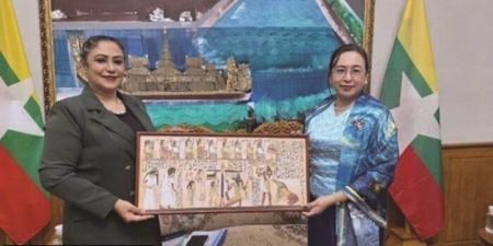 مصر و ميانمار تبحثان تطوير العلاقات الثنائية والتعاون بين البلدين - هرم مصر