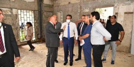 وزير الصحة يوجه بزيادة الأطباء والتخصصات الطبية لتلبية احتياجات المرضى وإنهاء عقود شركتي النظافة والأمن لقصور الأداء - هرم مصر