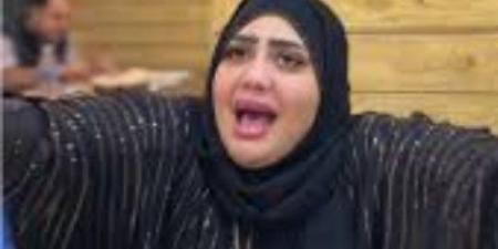 دفاع أم سجدة يطالب ببراءتها من نشر فيديوهات مخلة والمتهمة: معملتش حاجة عيب - هرم مصر