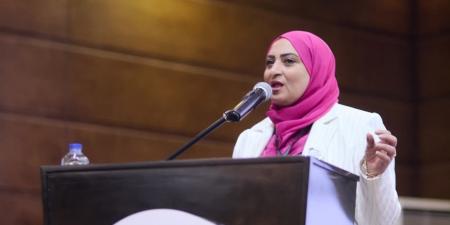 خبيرة علاقات: الأنوثة سر القوة الهادئة في حياة المرأة - هرم مصر