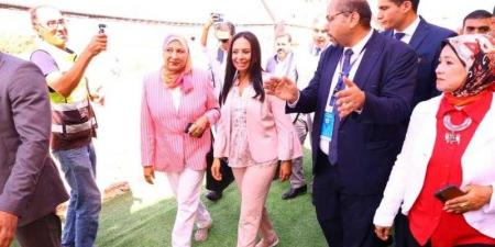 وزيرة التضامن الاجتماعي ومحافظ الإسكندرية يفتتحان مركز التأهيل الشامل لذوي الإعاقة بـ”برج العرب” - هرم مصر