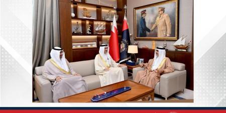 وزير الداخلية يشيد بعراقة الدبلوماسية البحرينية ويؤكد على دور سفارات المملكة في نقل الصورة الحضارية وما تنعم به البلاد من استقرار أمني - هرم مصر